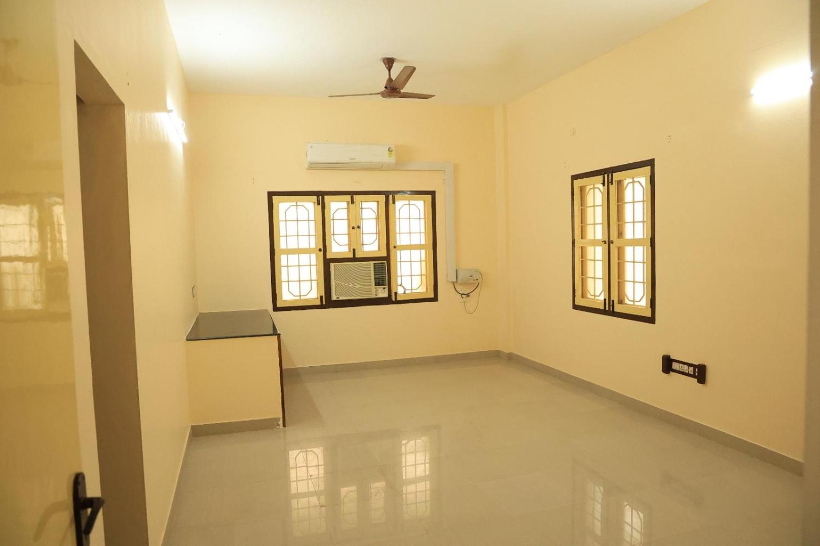 Official Sripuram Golden Temple Guest House Веллуру Екстер'єр фото
